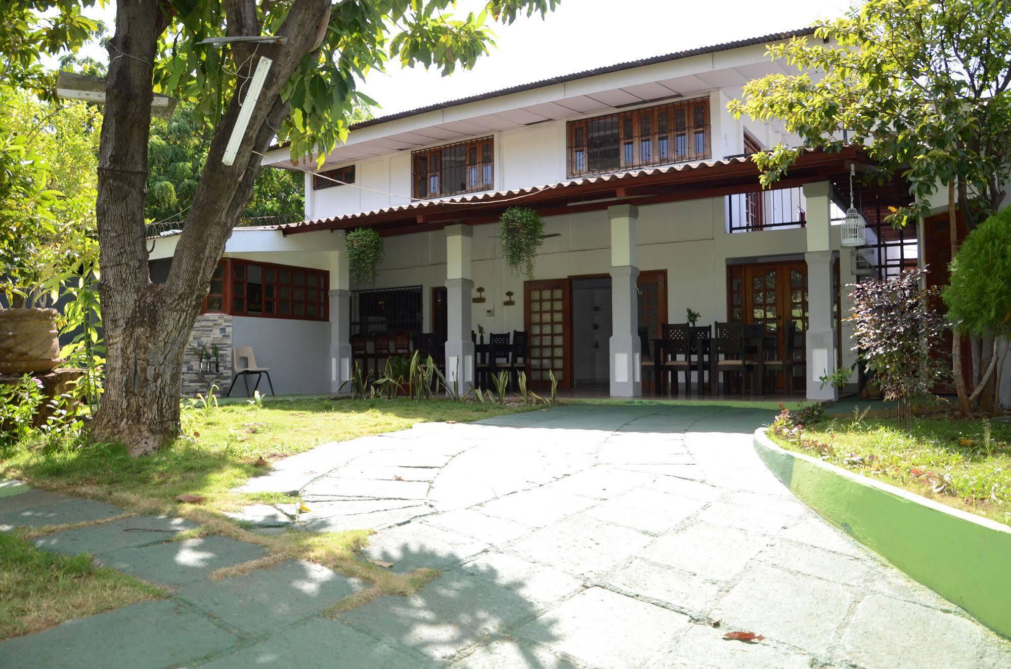 Hotel Baltsol Managua Exteriör bild